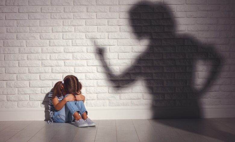 تاثير الكلام السلبي على الاطفال وعبارات نجهل خطورتها