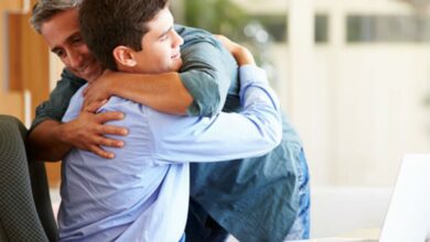 نصائح للمراهقين في التعامل مع والديهم