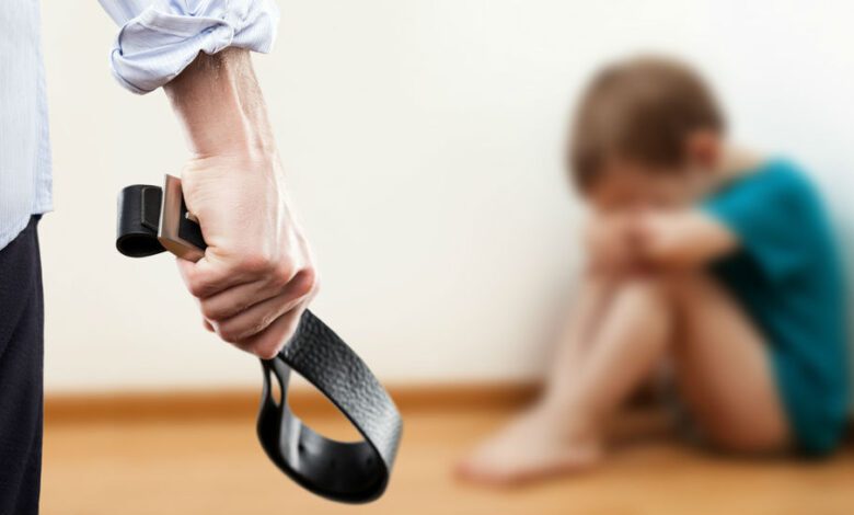 اضرار ضرب الاطفال لا تضرب طفلك مرة أخرى لتلك الأسباب