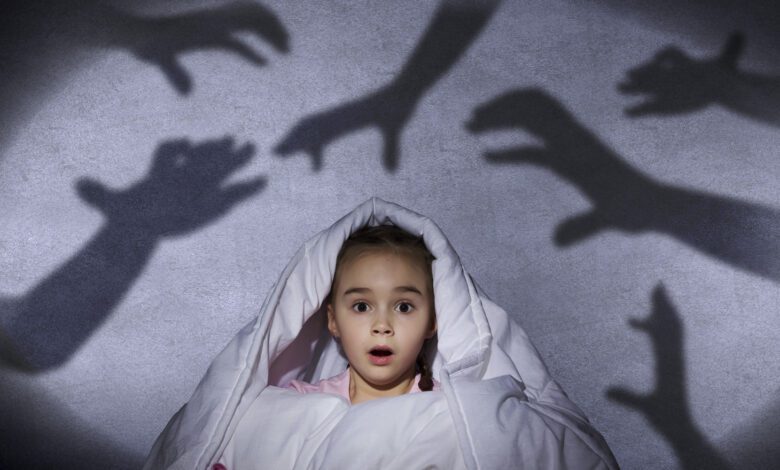 كيف تتعاملي مع الخوف عند الاطفال والفوبيا ؟
