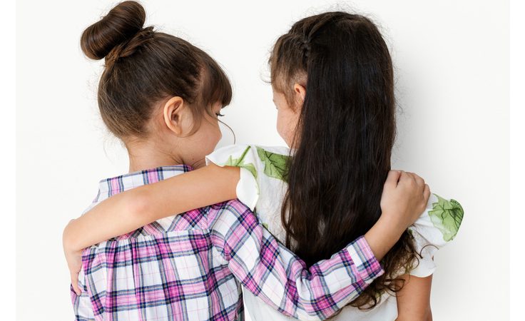 طرق المحافظة على هدوء المنزل دون مشاجرات الأبناء معاً