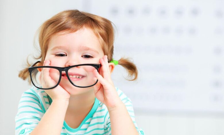 الاستجماتيزم عند الاطفال وأعراضه وطرق العلاج طبياً وطبيعياً