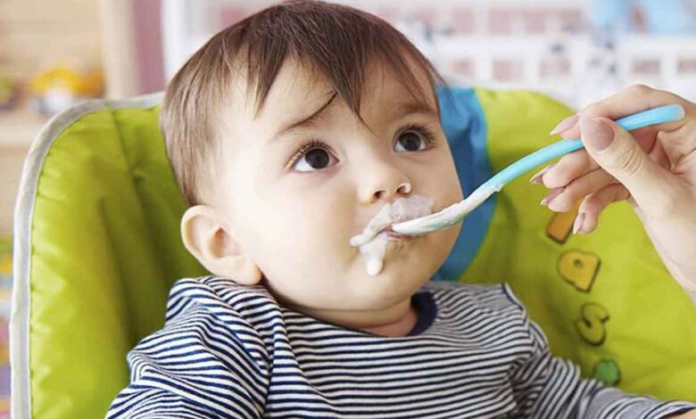 تعرف علي فوائد اللبن الرائب للطفل
