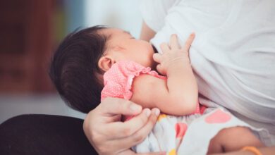 الرضاعة الطبيعية اثناء الحمل