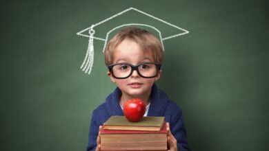 كيف تجعل طفلك البرت اينشتاين بعشر خطوات ؟