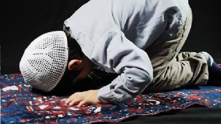 قصة لتحبيب الطفل في الصلاة