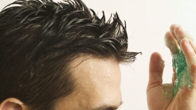 طريقة عمل جل الشعر في المنزل طبيعي بدون كحول بالصور