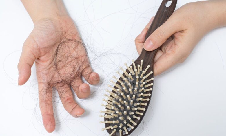 طرق لمنع تساقط الشعر