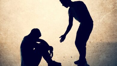 كيفية مساعدة الشخص المكتئب أن يتخطى حزنه