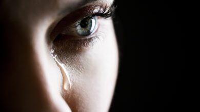 الدموع سلاح المراة