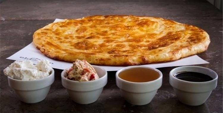 طريقة عمل فطير مشلتت من دقيق الذرة
