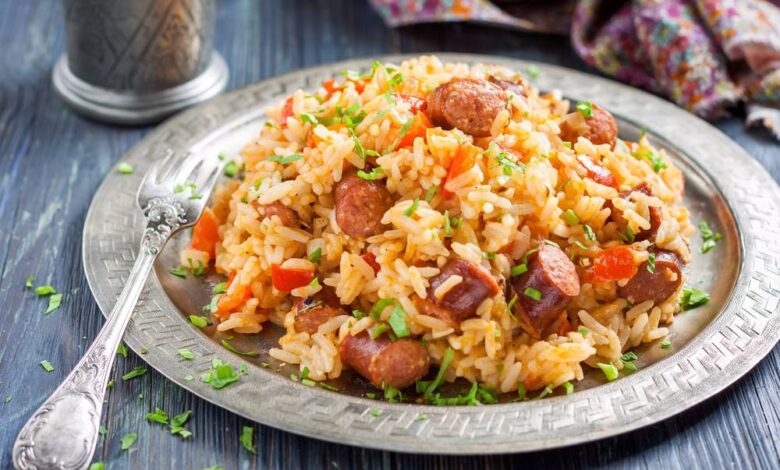 ورقة البطاطس بالسوسيس مع الارز الاصفر